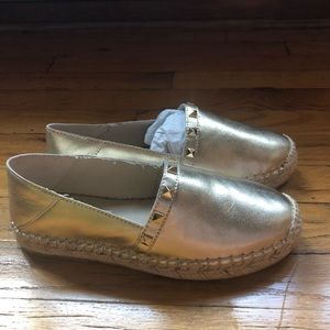 NEW Steve Madden Gold Espadrilles
